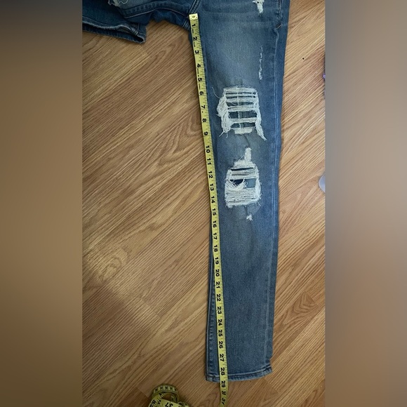 Express Stretch + Performance
Cropped Skinny Jeans Women's 0 Mid Rise Distressed - Picture 9 of 13